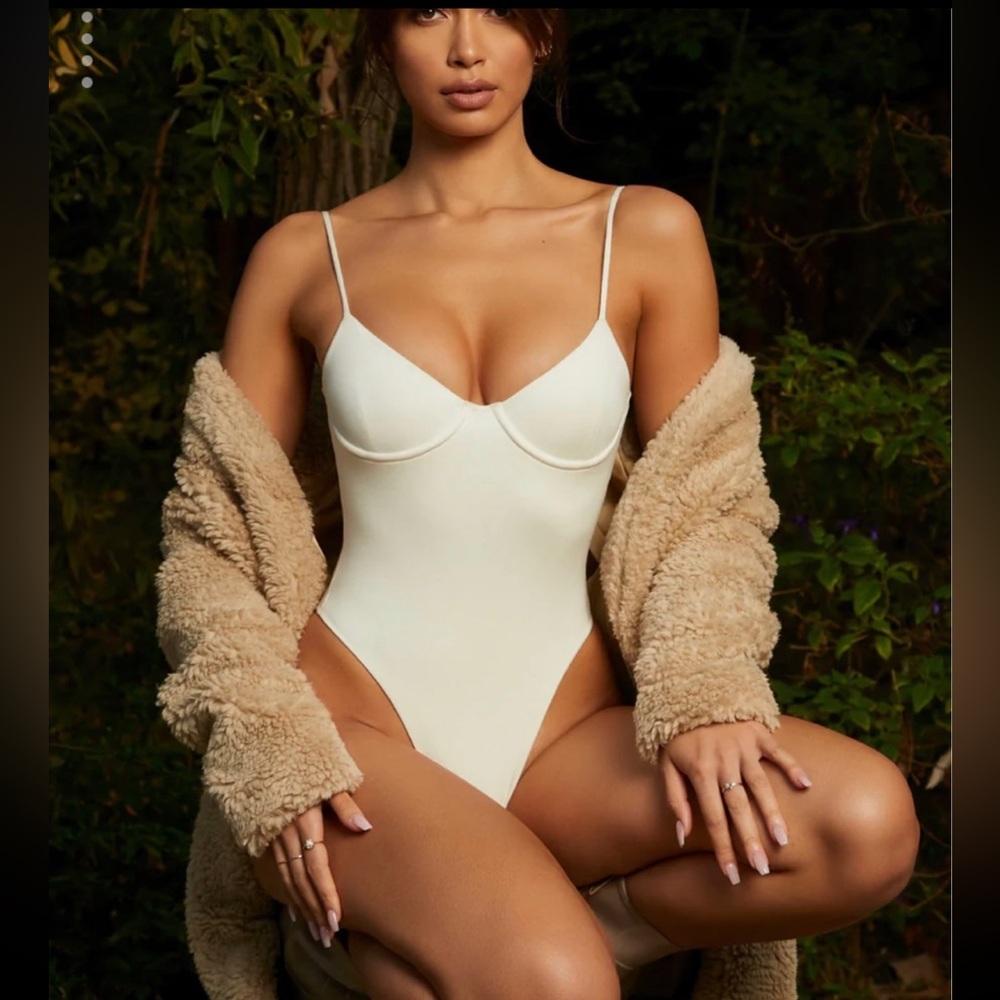 Oh Polly Underwire Bodysuit